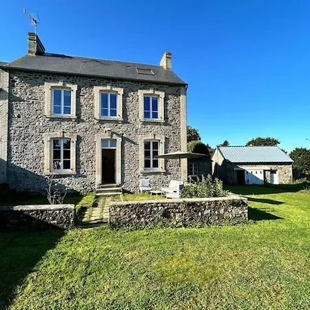 Family House Yourhosthelper